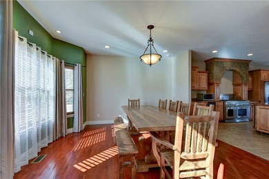 Spectacular 310-acre estate 8 minutes north of Branson West - photo 21