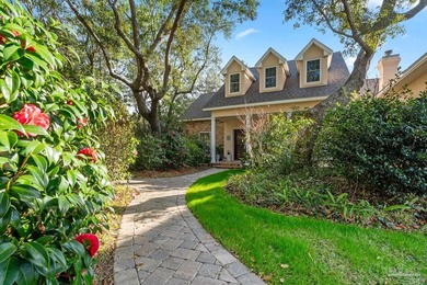 (private lake, pond, coastal) Home For Sale in Navarre Florida