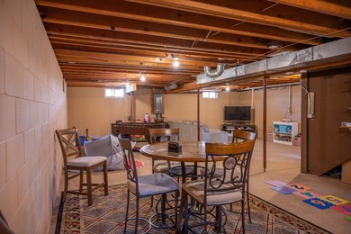 Enjoy 100 feet of owned frontage on Castle Rock Lake with this - photo 37