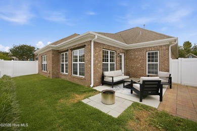 Beautifully updated all-brick home offering 4 bedrooms, 3 full - photo 44