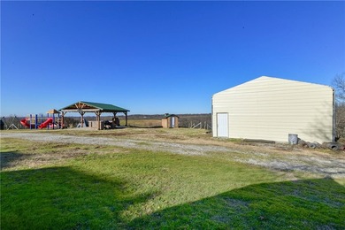 Spectacular 310-acre estate 8 minutes north of Branson West - photo 47