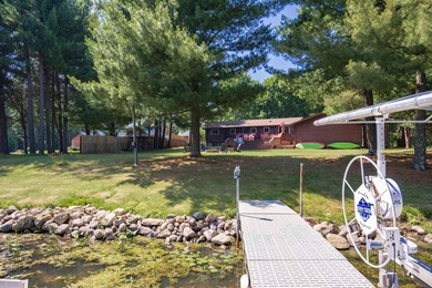 Enjoy 100 feet of owned frontage on Castle Rock Lake with this - photo 49