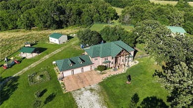 Spectacular 310-acre estate 8 minutes north of Branson West - photo 50