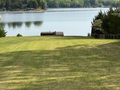 Beautiful Level Waterfront Lot With Your Own Private Dock - photo 3