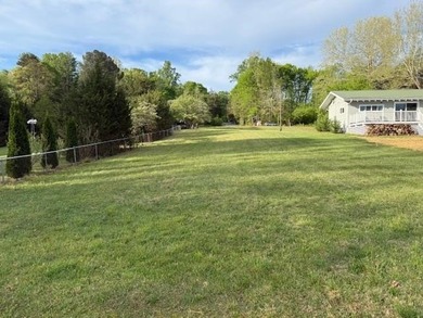 Beautiful Level Waterfront Lot With Your Own Private Dock - photo 4