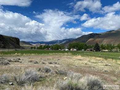 A very quiet and scenic location with beautiful mountain views - photo 6