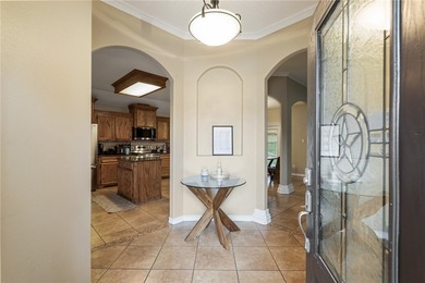Huge Price Cut! Welcome home to this well maintained 4-bedroom - photo 4