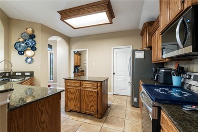 Huge Price Cut! Welcome home to this well maintained 4-bedroom - photo 10