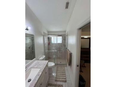 Spacious 4-bedroom, 3-bathroom home offering the perfect blend - photo 15