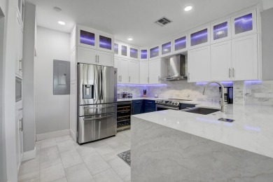 Lake Condo For Sale in Boca Raton, Florida
