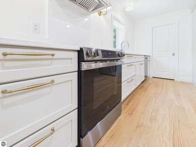 Built by Samuel Scott of Scott Carpentry, this new Village of - photo 25