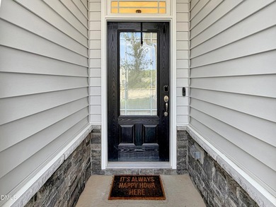 2 CAR GARAGE, FENCED YARD, FRIDGE INCLUDED! You won't find - photo 6