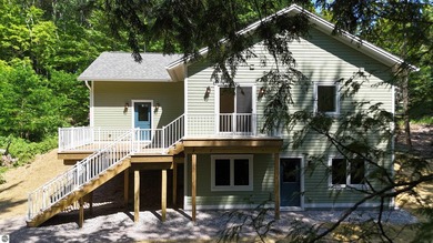 Built by Samuel Scott of Scott Carpentry, this new Village of - photo 35