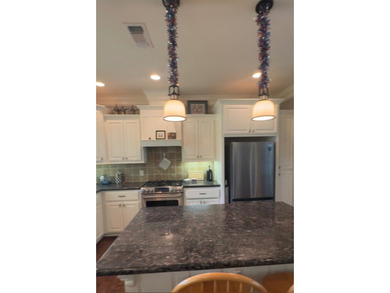 Discover spacious lake-area living near Toledo Bend Reservoir in - photo 8