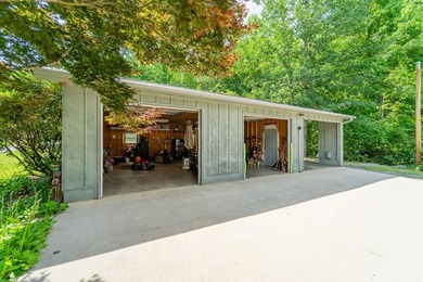 Wouldn't you love a cabin with creek frontage the length of the - photo 25