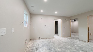HOME=Stunning new construction in the heart of Hollister! - photo 37