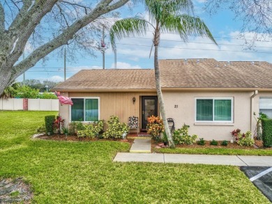 Lake Condo For Sale in Holiday, Florida