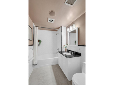 Loft 5 at 15 West 17th Street, approximately 2,221 square feet - photo 8