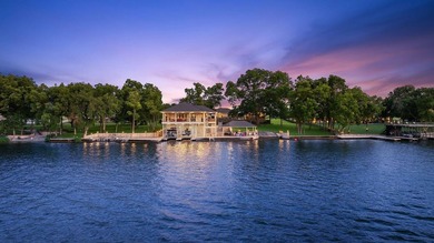 911 Legends Parkway is the epitome of Lake LBJ waterfront - photo 2