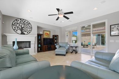 Enjoy refined desert living in this beautifully designed - photo 11