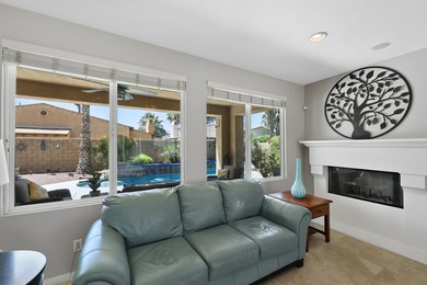 Enjoy refined desert living in this beautifully designed - photo 14