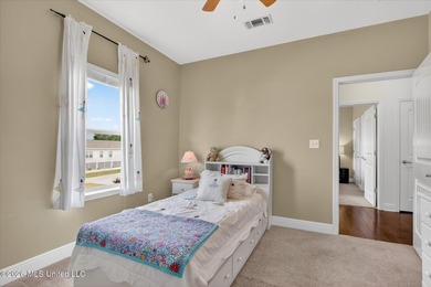 Beautiful coastal beach home just moments from the water - photo 18