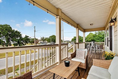Beautiful coastal beach home just moments from the water - photo 22