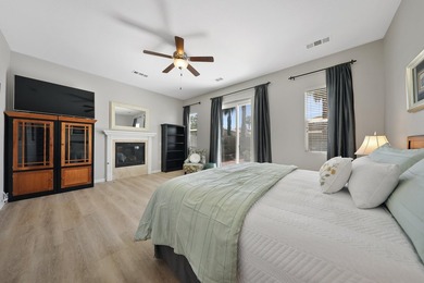 Enjoy refined desert living in this beautifully designed - photo 24