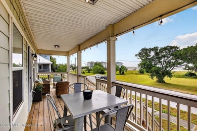 Beautiful coastal beach home just moments from the water - photo 25