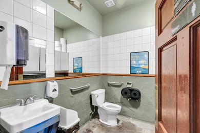 Real Estate offering only, business and liquor license not - photo 26