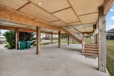 Beautiful coastal beach home just moments from the water - photo 31