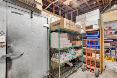 Real Estate offering only, business and liquor license not - photo 36