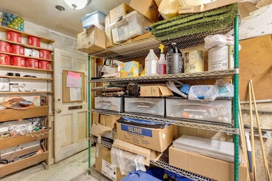 Real Estate offering only, business and liquor license not - photo 38