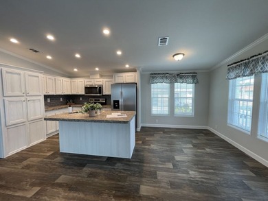 Welcome to Lake Haven, a 55+ age-qualified active and vibrant - photo 2