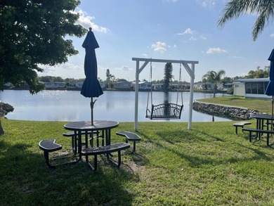 Welcome to Lake Haven, a 55+ age-qualified active and vibrant - photo 10