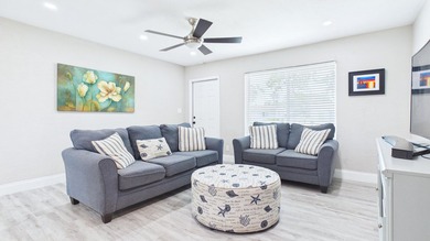 Welcome home to this beautifully remodeled 3BR/2BA residence - photo 11