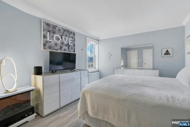 East facing, bright, low floor one bedroom in full service