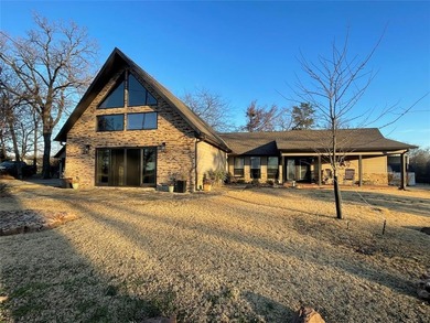 (private lake, pond, coastal) Home For Sale in Sulphur Springs Texas