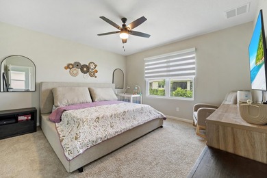 Welcome to this upgraded 3-bedroom, 2-bathroom single-family - photo 13