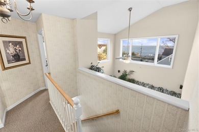Welcome to an exceptional waterfront retreat in the heart of - photo 14