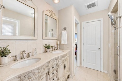 Welcome to an exceptional waterfront retreat in the heart of - photo 20