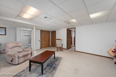 Enjoy resort-style living in the desirable, gated 55+ Community - photo 21