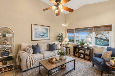Welcome to an exceptional waterfront retreat in the heart of - photo 23
