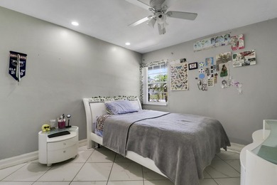 Step into this beautifully updated 3 bedroom, 2 bathroom home in - photo 27