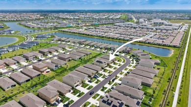 Welcome to this upgraded 3-bedroom, 2-bathroom single-family - photo 28