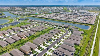 Welcome to this upgraded 3-bedroom, 2-bathroom single-family - photo 29