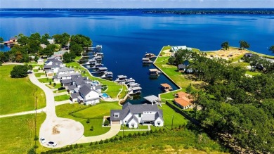 Lake Home For Sale in Tool, Texas