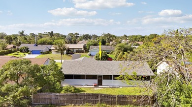 Step into this beautifully updated 3 bedroom, 2 bathroom home in - photo 40