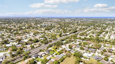 Step into this beautifully updated 3 bedroom, 2 bathroom home in - photo 47