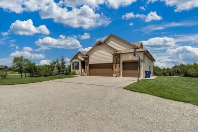 Beautifully designed for modern living, this exceptional home - photo 2